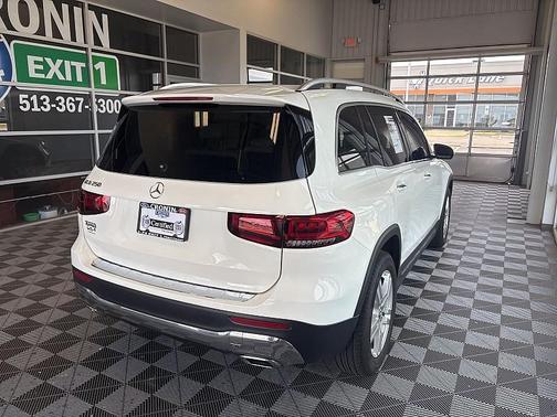 2023 Mercedes-Benz GLB 250 Base