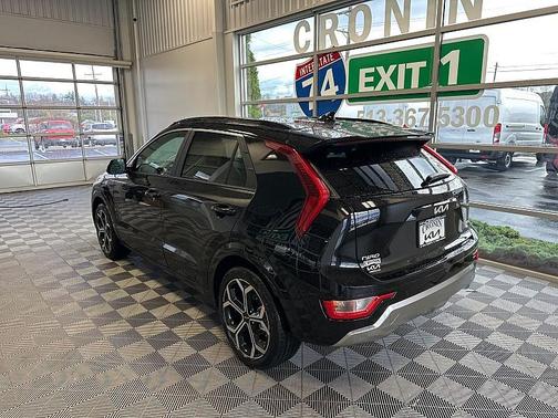 2025 Kia Niro EX Touring