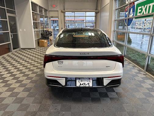 2025 Kia K5 GT-Line