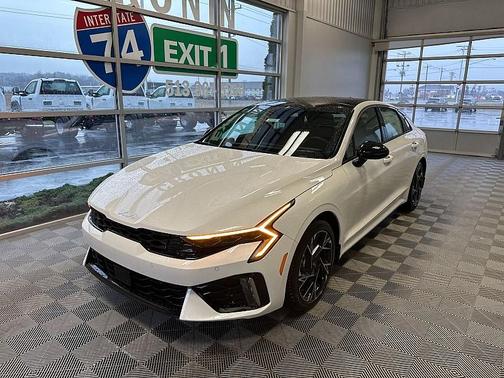 2025 Kia K5 GT-Line