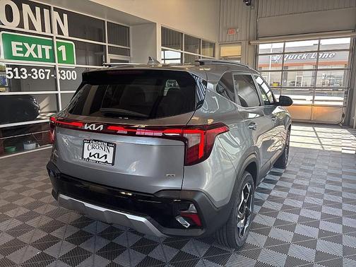 2025 Kia Seltos EX