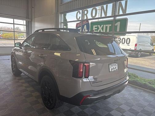 2025 Kia Sorento X-Line EX