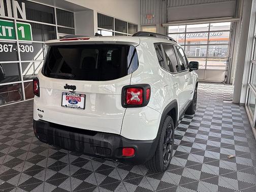 2017 Jeep Renegade Altitude