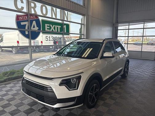 2025 Kia Niro EX