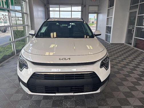 2025 Kia Niro EX