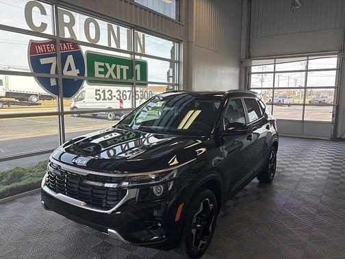 2025 Kia Seltos EX