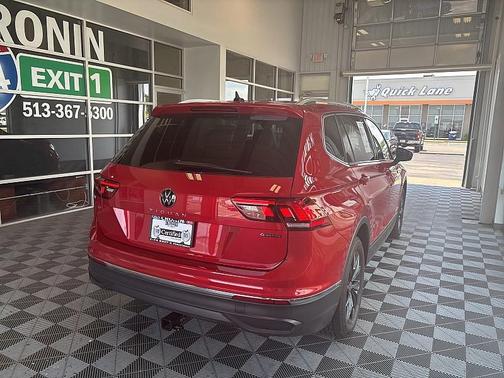 2024 Volkswagen Tiguan 2.0T SE