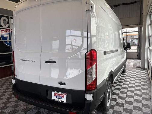 2025 Ford Transit-250 148 WB Medium Roof Cargo