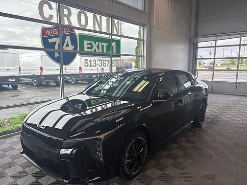 2025 Kia K4 GT-Line