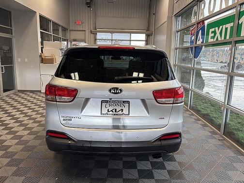 2017 Kia Sorento LX