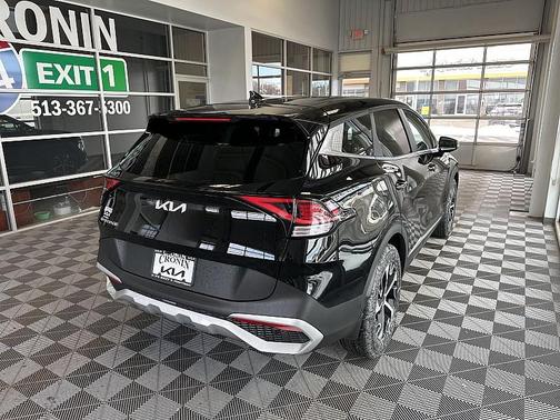 2025 Kia Sportage EX