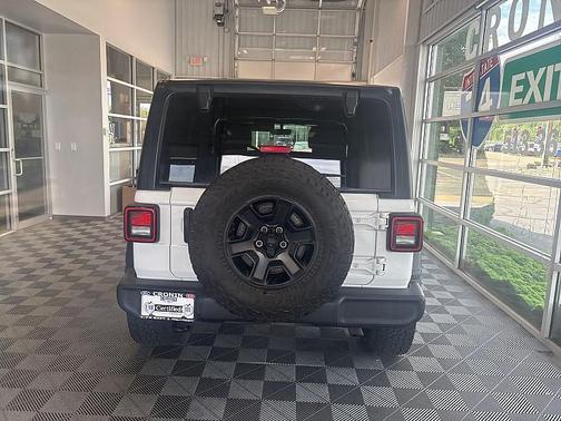 2023 Jeep Wrangler Sport