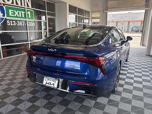 2025 Kia K5 GT-Line