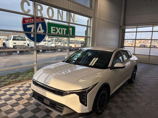 2025 Kia K4 EX