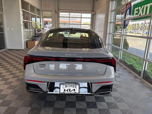 2025 Kia K5 GT-Line