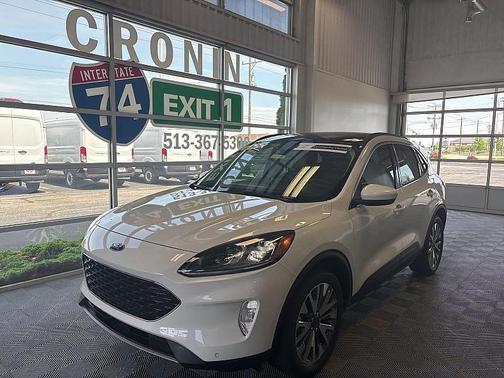 2022 Ford Escape Titanium