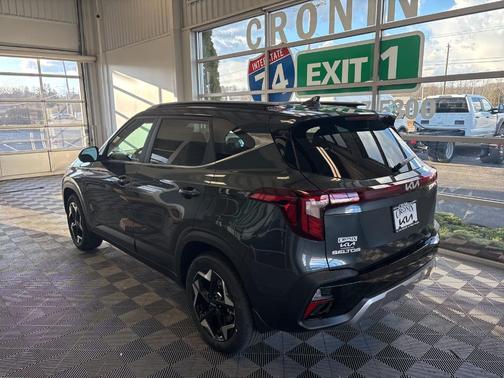 2025 Kia Seltos EX
