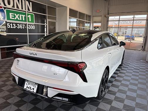 2025 Kia K5 GT-Line