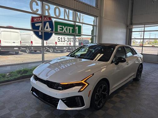 2025 Kia K5 GT-Line