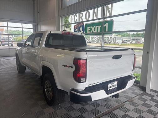 2024 Chevrolet Colorado LT