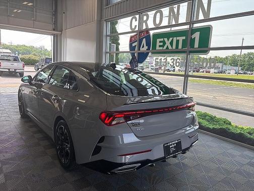 2022 Kia K5 GT-Line