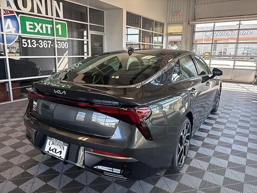2025 Kia K5 EX