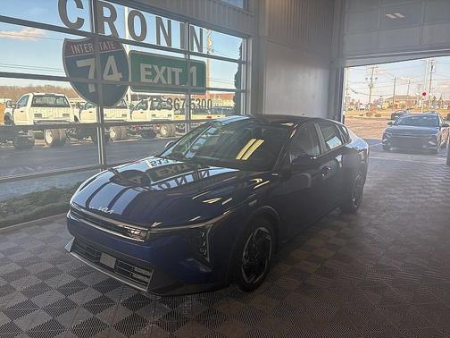 2025 Kia K4 EX