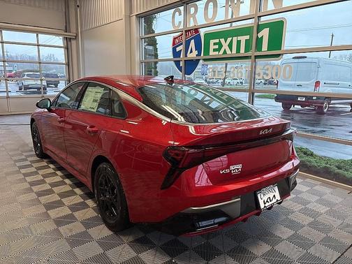 2025 Kia K5 LXS