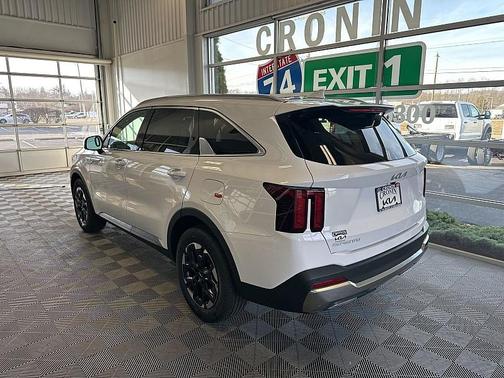 2025 Kia Sorento S
