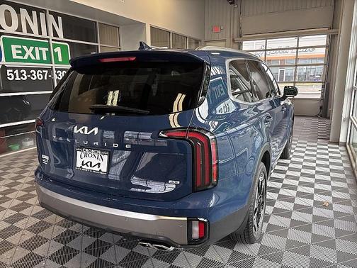 2025 Kia Telluride EX