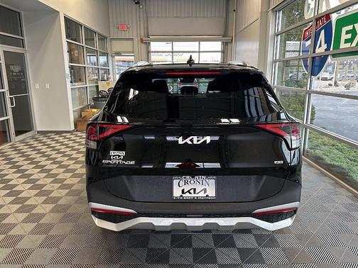 2025 Kia Sportage EX