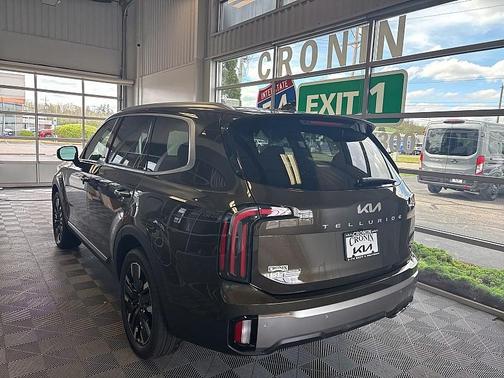 2025 Kia Telluride SX-Prestige
