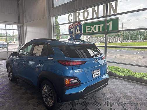 2020 Hyundai KONA SEL Plus