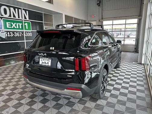 2025 Kia Sorento EX