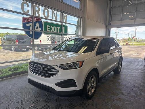 2022 Ford Edge SE