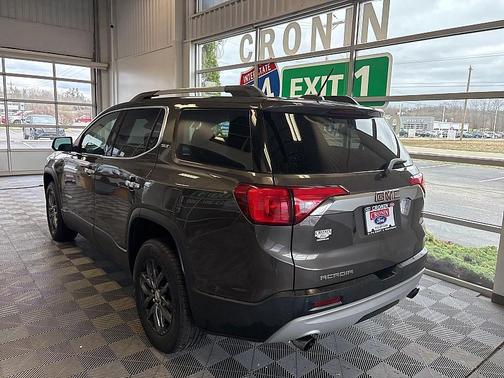 2019 GMC Acadia SLT-1