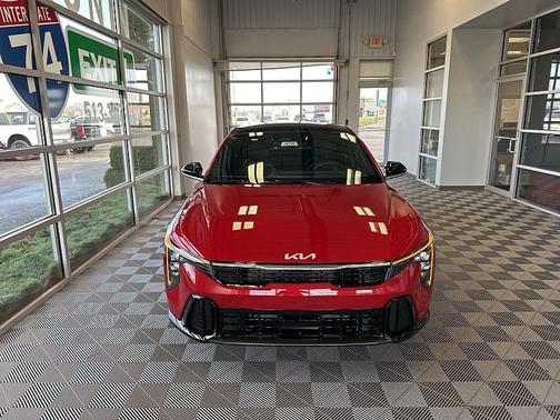 2025 Kia K4 GT-Line