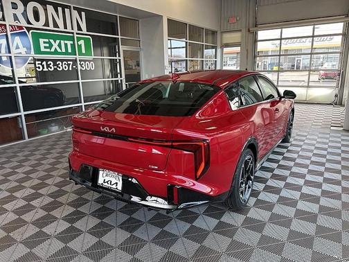 2025 Kia K4 GT-Line