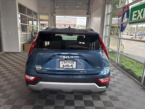2025 Kia Niro EX