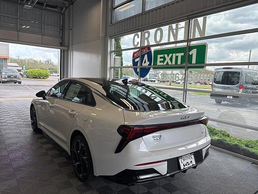 2025 Kia K5 GT-Line