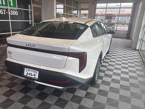 2025 Kia K4 LX