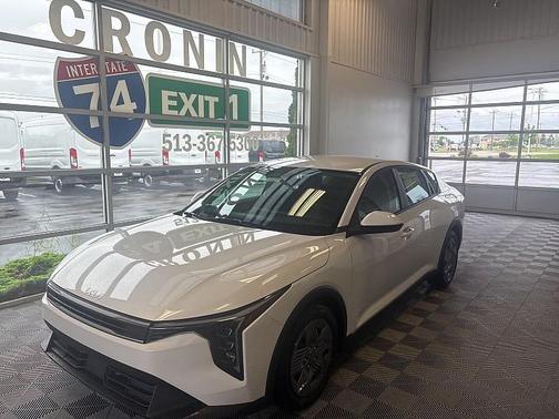 2025 Kia K4 LX