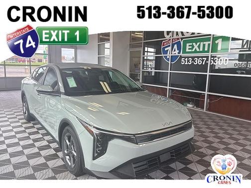 2025 Kia K4 LXS