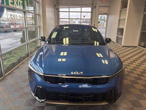 2025 Kia K4 GT-Line Turbo