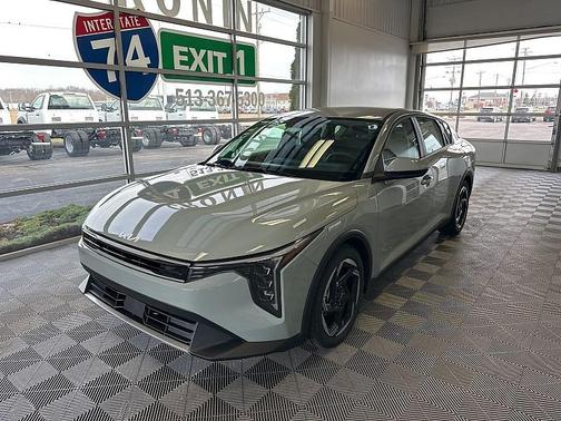 2025 Kia K4 EX