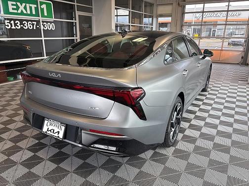 2025 Kia K5 GT-Line