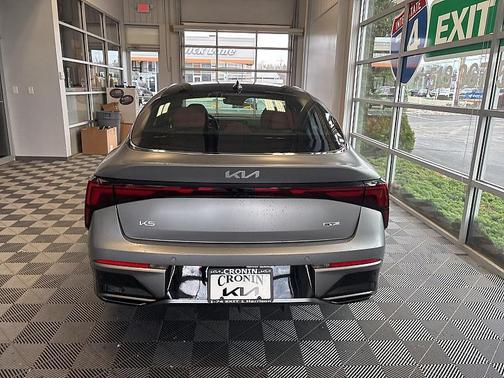 2025 Kia K5 GT-Line