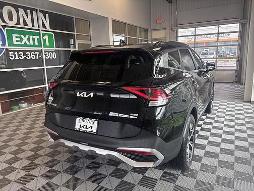 2025 Kia Sportage Hybrid EX