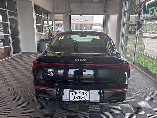 2025 Kia K5 EX