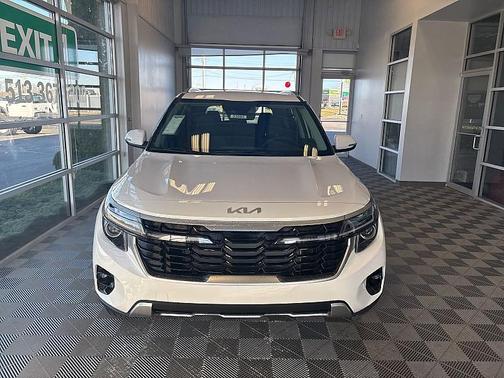 2025 Kia Seltos EX